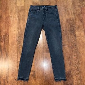 Gap’s Vintage High Rise Black Denim Skinny Jeans
